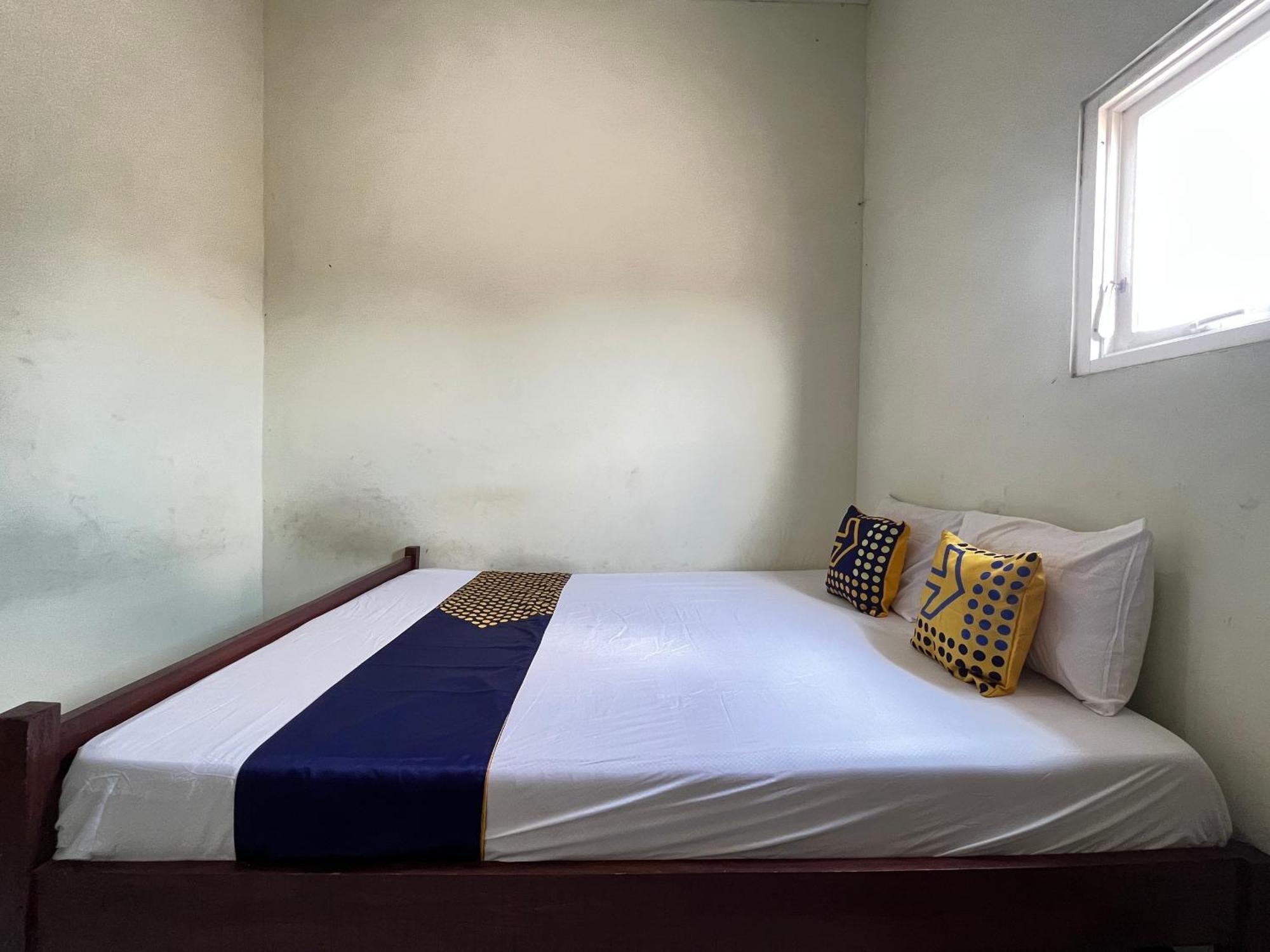 Hotel Spot On 93423 Kost Berkah Near Kebun Teh Wonosari Lawang Exterior foto