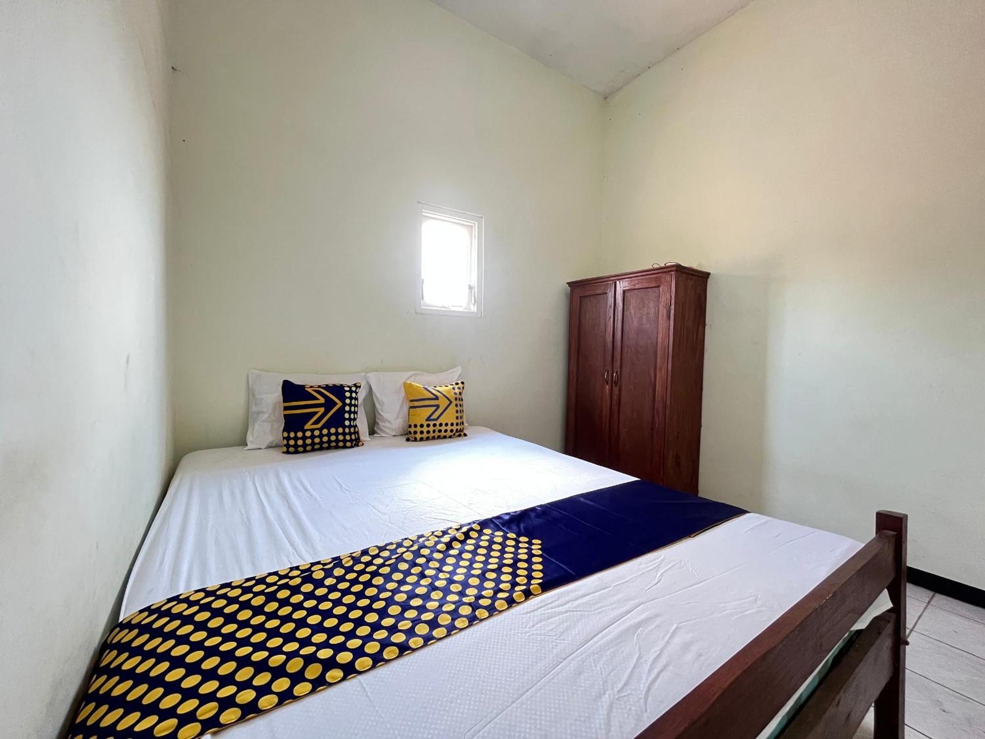 Hotel Spot On 93423 Kost Berkah Near Kebun Teh Wonosari Lawang Exterior foto