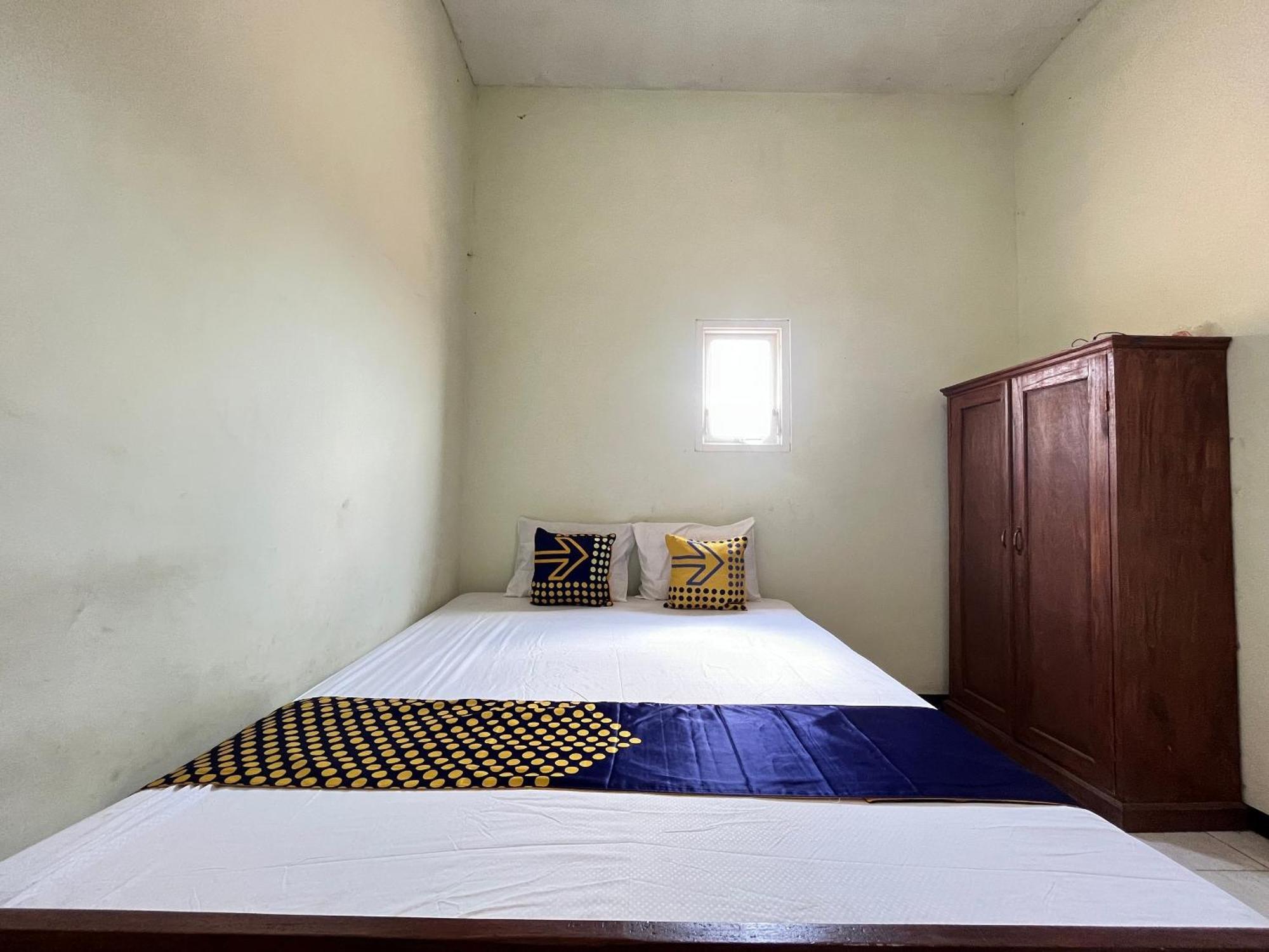 Hotel Spot On 93423 Kost Berkah Near Kebun Teh Wonosari Lawang Exterior foto